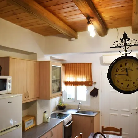 Holiday home 2floor Mountain View Garden Wifi Ac